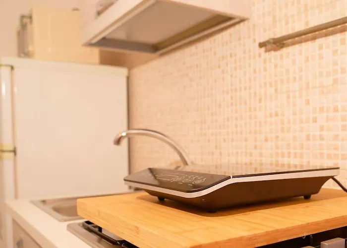 Trastazione & Policlinico 500mt Dal Centro Apartamento